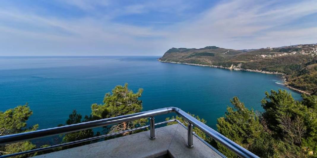 Dar sokakları, pastel renkli evleri, tazecik balıkları… Dünyanın akın ettiği bölge: Türkiye’nin yeni cenneti… 5